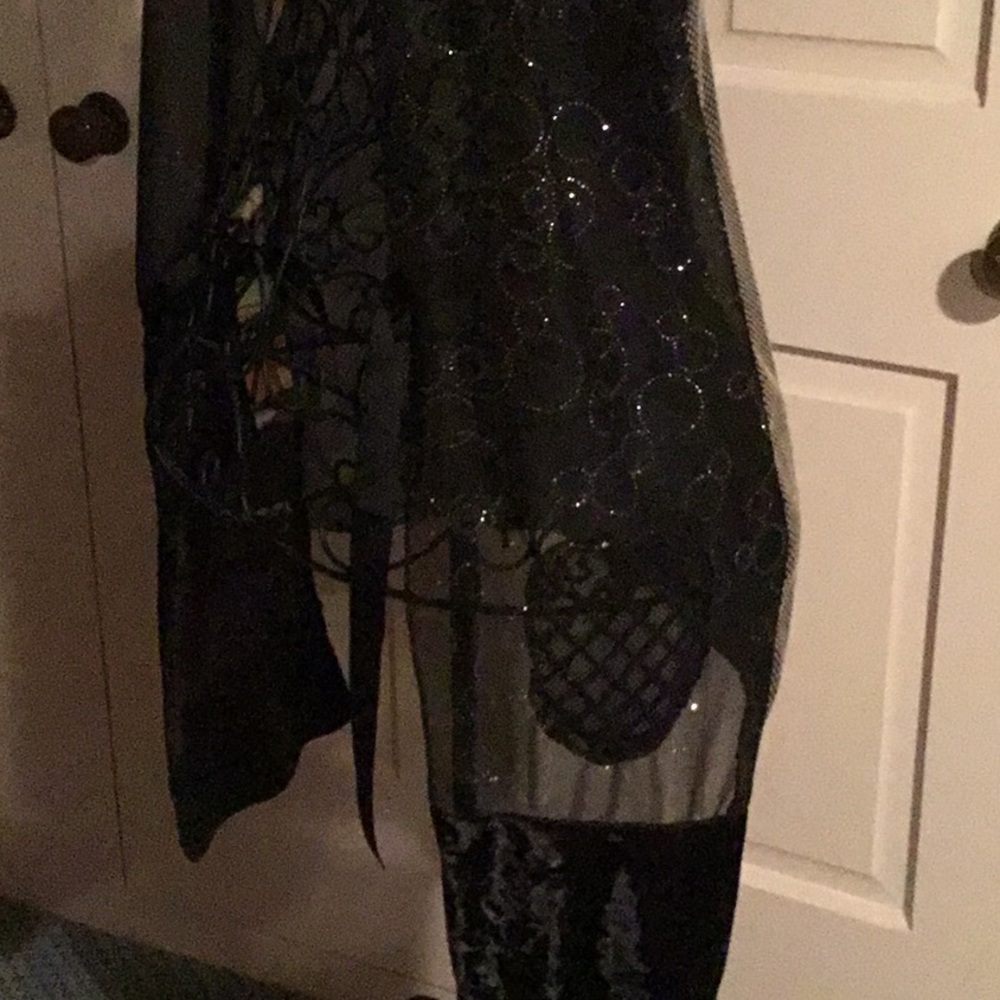 Vest - Picture 4 of 5